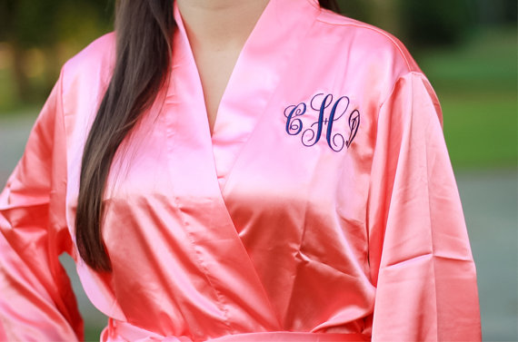 Mariage - Personalized SATIN Robes ~ Bridesmaid Gift ~ Bridal Shower ~ Monogrammed ~ Grey ~ Pink ~ Fuchsia ~ Black ~ Coral ~ Navy ~ Purple~Mothers Day
