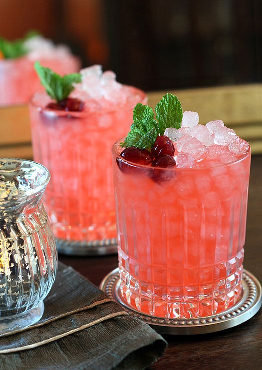 زفاف - Cranberry Ginger Fizz Cocktail