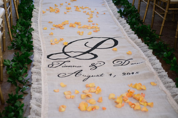 Wedding - 15ft White Burlap Lace Aisle Runner and 5' X 5' Rug