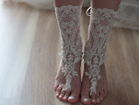Hochzeit - free ship, Ivory bridal anklet, ivory Beach wedding barefoot sandals, bangle, wedding anklet, , anklet,Handmade silver beads