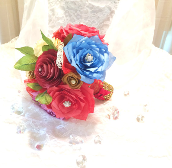 زفاف - Red, ivory and gold paper rose and peony wedding bouquet, Will be made in colors of your choice, Unique bridal bouquets, Red throw bouquet