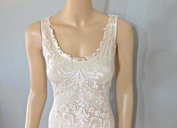 Hochzeit - Silky Lace WEDDING Dress BOHEMIAN Wedding Dress Simple Wedding Dress Sz Medium