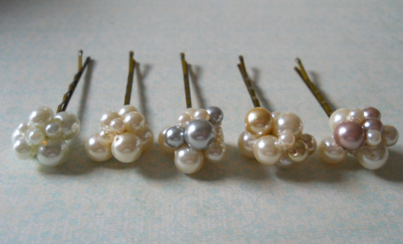 Свадьба - Color Choice Pearl Hair Pins Cluster Pearl Bobby Pins Bridal Hair Pins Pearl Hair Accessory Wedding Hairpins Bridal Party Bobby Pins Pearls