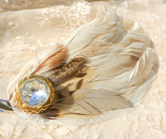 Hochzeit - Ivory Natural Feather Fascinator, Wedding Jewel Hair Clip, Hair Accessory, Tribal Steampunk Bride