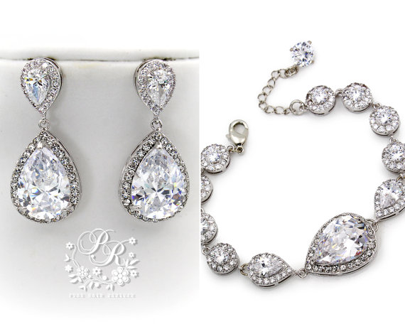 Hochzeit - Wedding Bracelet Earrings Zirconia Rhinestone Bracelet Earrings Wedding Jewelry Bridal Jewelry Bridesmaid Gifts Bridal Bracelet Earring Tvis