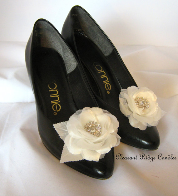 Hochzeit - Ivory Shoe Clips Bride Shoe Clips Rhinestone Shoe Clips Satin Shoe Clips Rose Shoe Clips Bridal Mother of the Bride Bridesmaids Color Choice