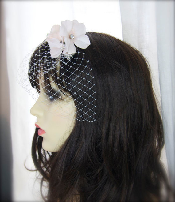 Mariage - Birdcage Veil with Flower Fascinator, Vintage Rhinestone Blush Flowers comb and Detachable Birdcage Veil Veil Fascinator Set Rustic Wedding