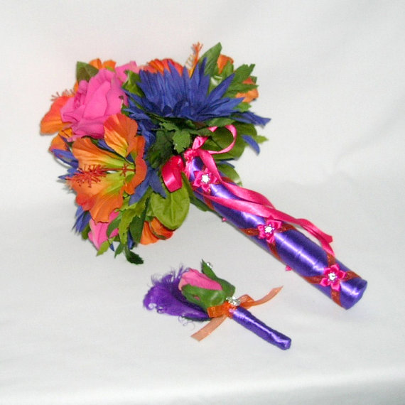 Mariage - 50% OFF COUPON CODE, Tropical Destination Wedding Bouquet With Complimentary Matching Boutonniere