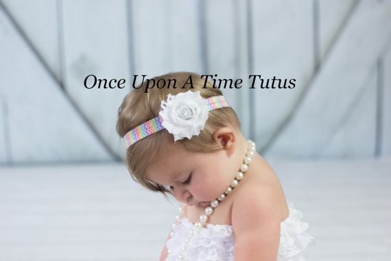 Hochzeit - White Shabby Rosette Flower Rainbow Chevron Headband - Photo Prop Hairbow - Modern Trendy Hair Bow - Newborn Baby Toddler Girl