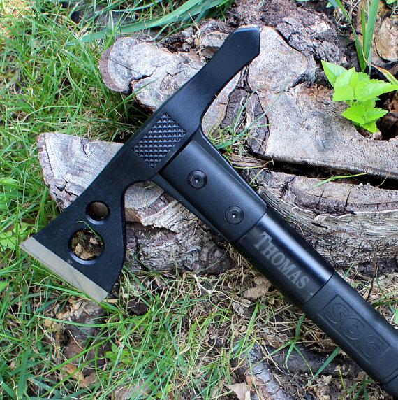 Hochzeit - Hatchet Axe by SOG: The Fasthawk - Black,  Personalized Groomsmen Gift, Birthday, Dad, Father's Day, Hunting, Camping, Christmas, Climbing