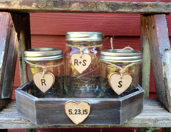 Mariage - Mason Jar Sand Ceremony Set Personalized With The Brides & Grooms Initials  Wedding Date Country Barnyard Rustic Farmhouse Wedding