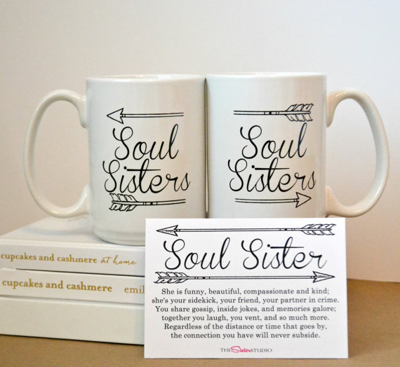 Mariage - TWO SOUL SISTERS mugs, Coffee Mug Set - Best Friends, Sisters- Gifts -Coffee Cup - Bridesmaids