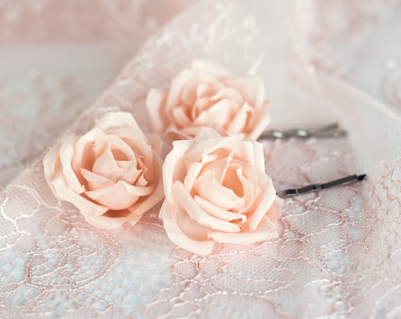 Mariage - Hair flower peach, Bridal hair flower pin, Silk hair flower, Wedding hair flower, Peach hair flower rose, Bridal hair accessories, Peachy.