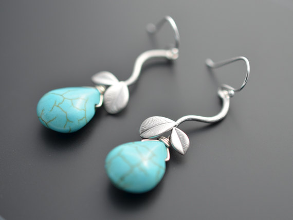 زفاف - SALE, Cute Turquoise and Leaf Silver Earrings, Wedding jewelry,Bridal earrings,Turquoise earrings,Silver earrings, Non pierced earrings.