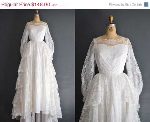 Hochzeit - SALE - 40% OFF 1950s wedding dress / vintage 60s wedding dress / Morena