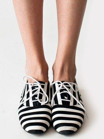 زفاف - Bobby Stripe Lace-Up Shoe