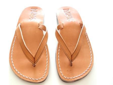 ladies leather flip flops