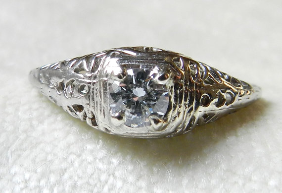 زفاف - Antique Engagement Ring Transitional Cut Diamond Engagement Ring 18K White Gold 1930s .40 Ct Engagement Ring in White Gold 18K