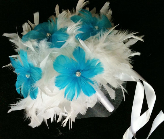 زفاف - CUSTOM COLORS Feathers & Flowers BLING Crystal Bridal Bouquet Swarovski and Feather Lily Bride Wedding Bouquets Malibu Blue White Turquoise