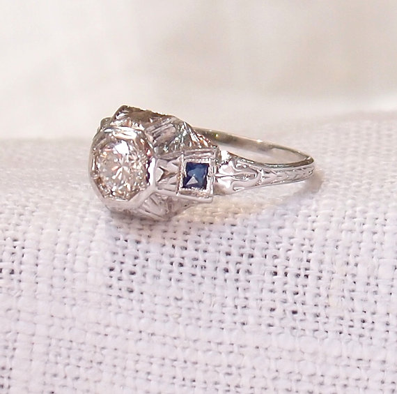 زفاف - Vintage 18k Gold Diamond and Sapphire Engagement Ring Half Carat