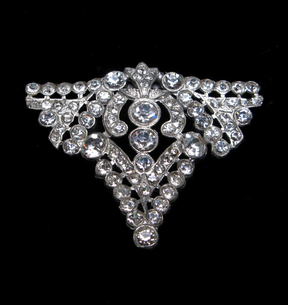 Hochzeit - VINTAGE Rhinestone Dress CLIP Art DECO Shoe Fur Pin Brooch Pendant 1930s Wear Antique Jewelry Restored Holiday Wedding Bridal Gift