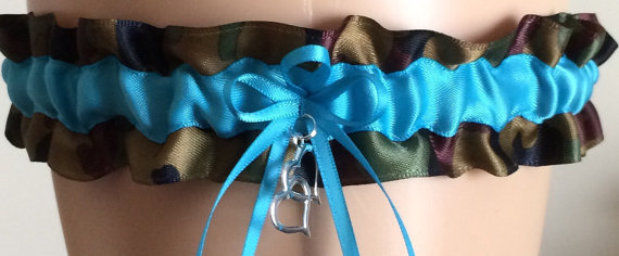Свадьба - Turquoise Camo Wedding Garter, Bridal Garter, Prom Garter, Keepsake Garter, Garters, Camouflage Garter, Bridal Accessories