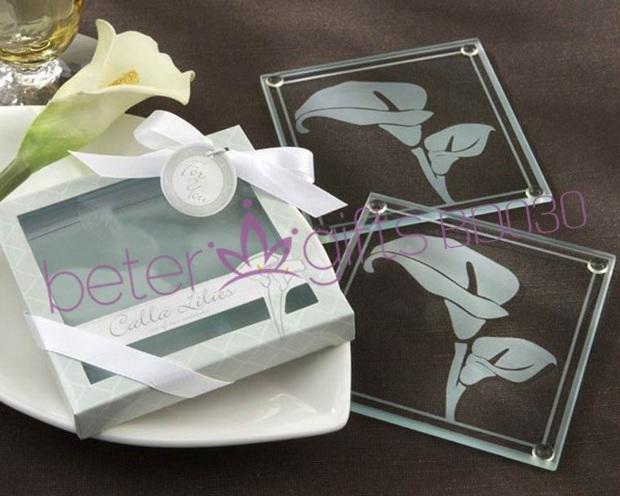 Mariage - 100box Wholesale Wedding Favours, Birthday Party Favors Flourish Coasters Hot Sale BETER BD030 from Reliable coaster coaster suppliers on Shanghai Beter Gifts Co., Ltd. 