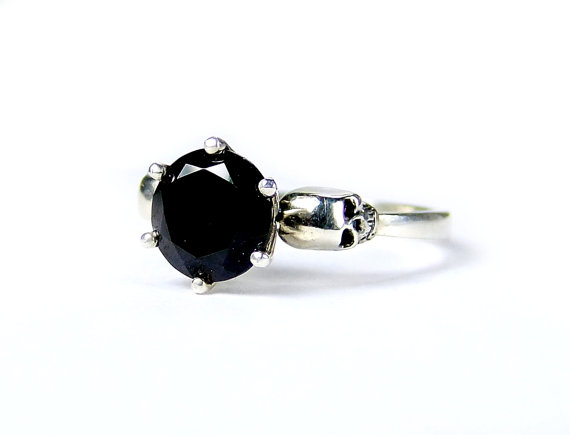 زفاف - Skull Engagement Ring Silver Black Spinel Skull Ring Goth Jewel Ring Bone Black Gemstone Memento Mori Womens All Sizes Psychobilly