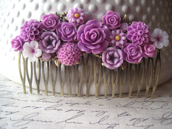 Свадьба - Flower Comb, Wedding Hair Comb, Romantic Wedding Hair Accessory, Purple Shades, Bridesmaid Gift, Floral Hair Piece