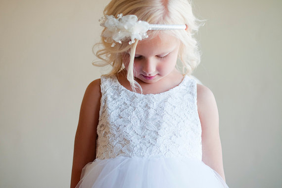 Hochzeit - Snowdrop: Flower girl hairband, wedding accessories, hair accessories, flower girl gift