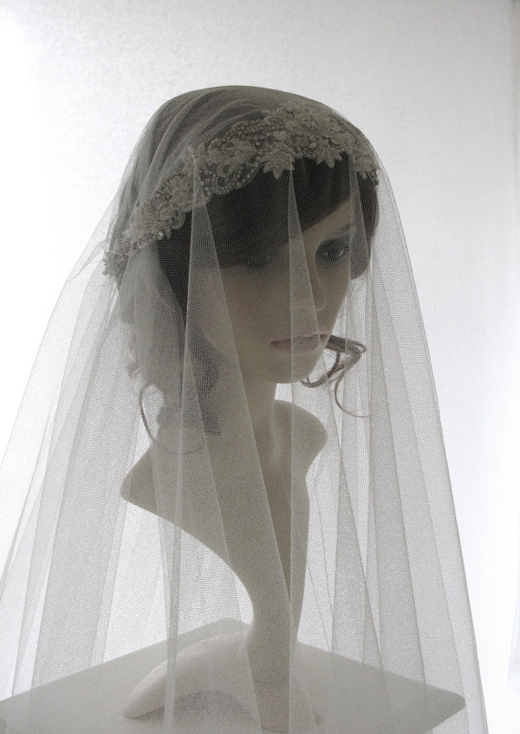 زفاف - 1920s style wedding  veil -  couture bridal cap veil - cap veil with blusher -  Adorable