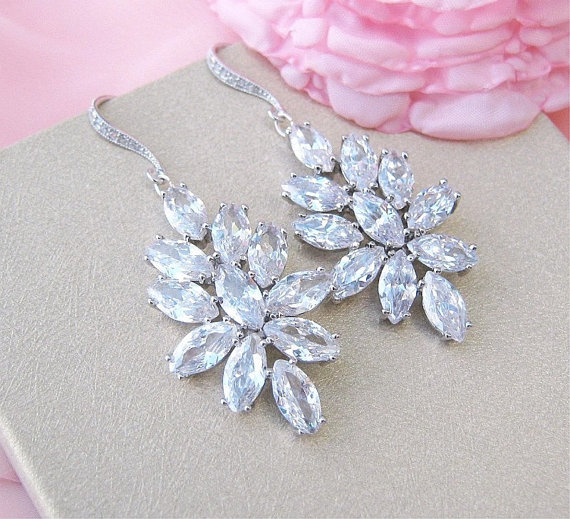 Mariage - Crystal Bridal Jewelry Wedding Earrings Bride Earrings Wedding Jewelry Crystal Earrings Diamond Earrings Rhinestone Earrings
