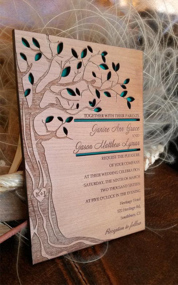 Свадьба - Tree wedding invitation / wood wedding invitation / engraved wedding invitation / laser cut