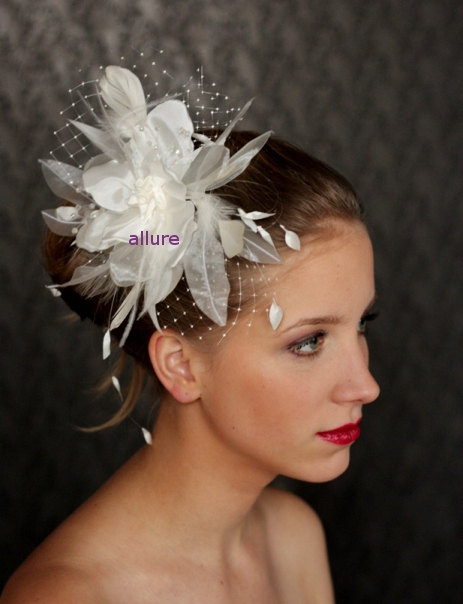 زفاف - Wedding  HAIR FLOWER with veil, fabulous wedding head piece, hairdress, beautifull flower, feathers and crystals