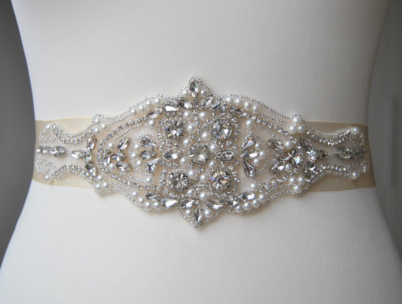 Mariage - Stunning Pearls Crystal Bridal Sash,Wedding Dress Sash Belt, Rhinestone Sash, Rhinestone Bridal Bridesmaid Sash Belt, Wedding dress sash