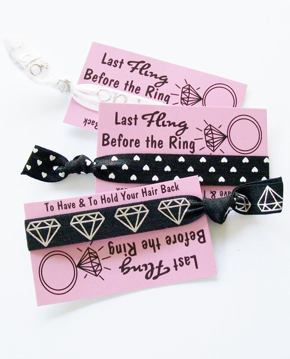 Hochzeit - Bachelorette Party Favor Single Hair Tie and Card Last Fling before the Ring to have and to hold your hair back hair ties MOH bridesmaid