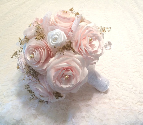Свадьба - Blush paper roses, lace, pearls and gold baby's breath Bridal bouquet, Made in colors of your choice, Shabby chic bouquet, Throw bouquet