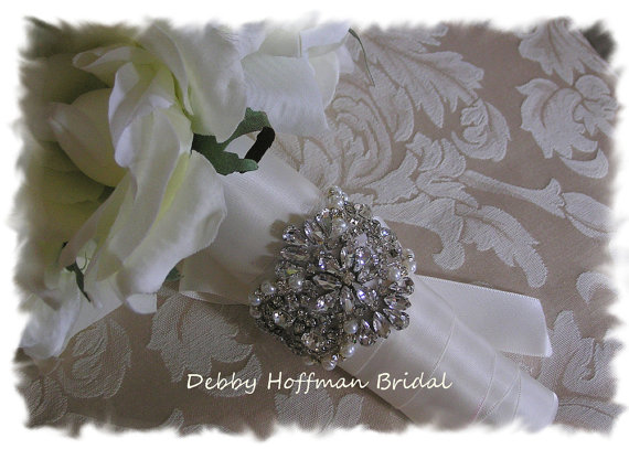 Hochzeit - Rhinestone Crystal Pearl Bridal Bouquet Wrap, Jeweled Bouquet Cuff, Pearl Crystal Bouquet Wrap, Rhinestone Wedding Bouquet Cuff, No. 4065BW