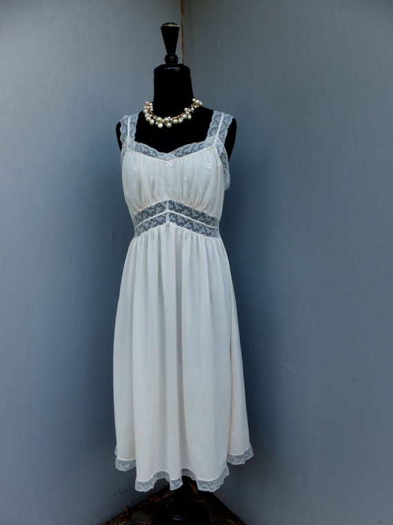 Свадьба - Feminine  Nightgown by Heavenly Lingerie / 34 bust, 86 cm / Medium