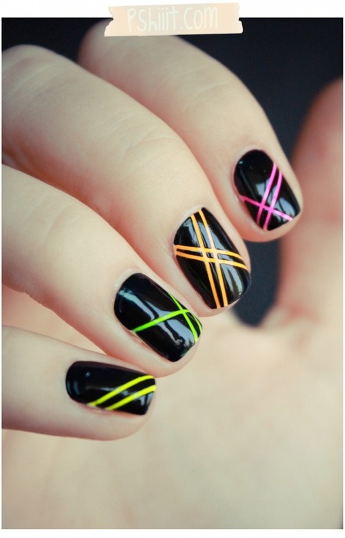 زفاف - 15 Easy Stripe Nails For Beginners