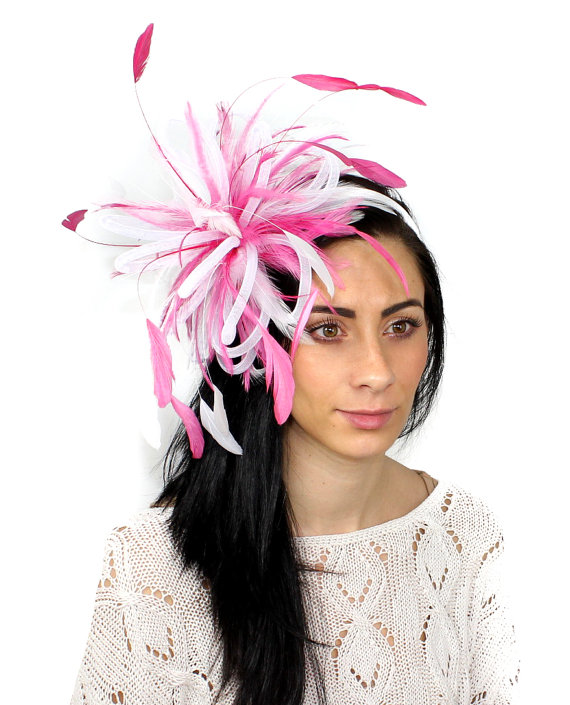 زفاف - White/Hot Pink 2 Colour Fluffy Crin Fascinator Hat for Kentucky Derby, Weddings and Parties on a Headband (in 20 colours)