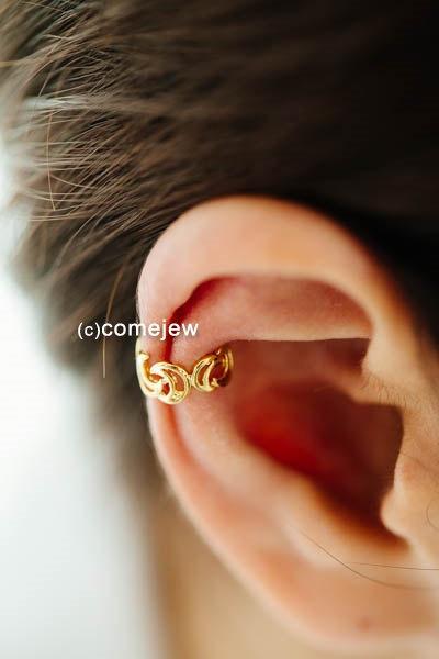 Mariage - mini new moon ear cuff,, earcuff earring,MOON ear cuff,cartilage earring,bridesmaid gift,Non Pierced,Single Earring,Ear Wrap,SRN150