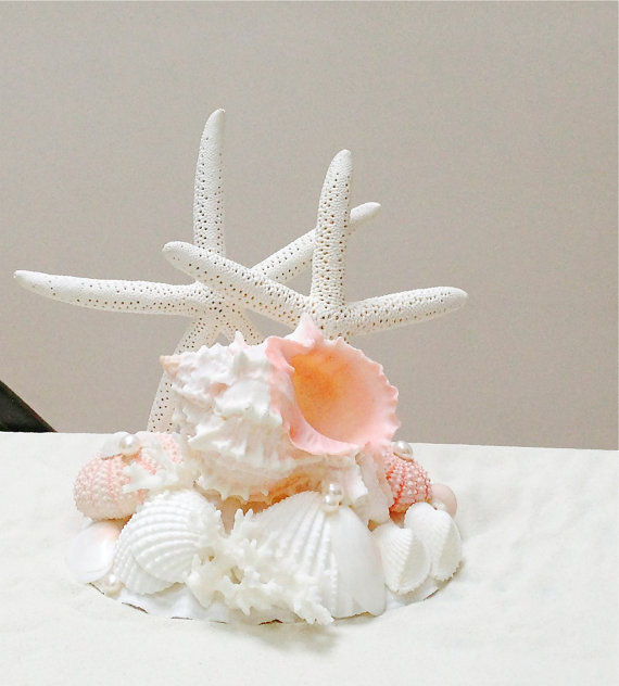 Hochzeit - Beach Wedding Cake Topper with Starfish, Seashells and Pearls