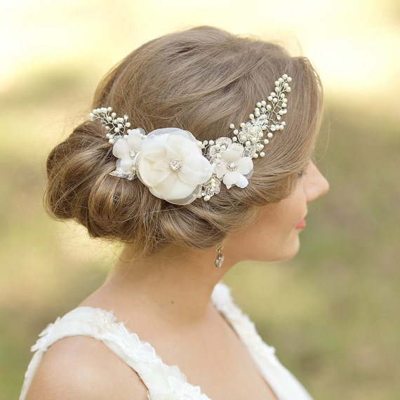 Mariage - Wedding headpiece Bridal hair accessories Bridal hair vine Floral hair pieces Wedding hair comb Floral hair comb Lace Bridal Hair Comb Vine