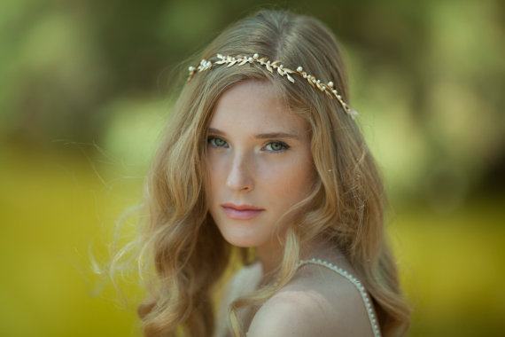 Mariage - bridal Hair accessories , Brides Headpieces , Gentle Gold Leafs Hair Wreath , gold Leaf Crown , Wedding Headband , bridal accessories  tiara