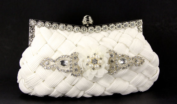 Mariage - White Bridal Purse with stunning Swarovski crystal accent - Wedding Purse - Bridal Bag - Bridal Clutch - White Purse - White Evening Bag