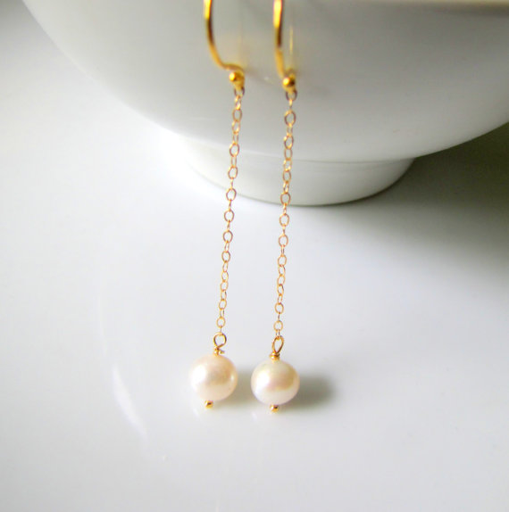 Свадьба - SALE Freshwater Pearl Earrings Pearl Chain Earrings Ivory White Pearl Jewelry Bridal Jewelry Bridesmaids Gift Sets Jewelry Maid of Honor Gif