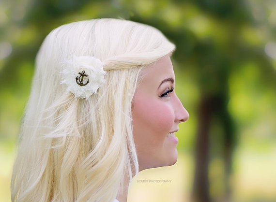 Свадьба - White/Ivory Nautical Wedding Hair Peice -COLORS- Anchor wedding hair flower, Bridesmaid Clip - Starfish Wedding Hairpiece, Wedding accessory