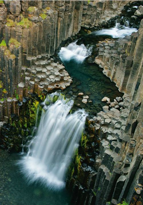 زفاف - Iceland Picture -- Waterfall Photo -- National Geographic Photo Of The Day