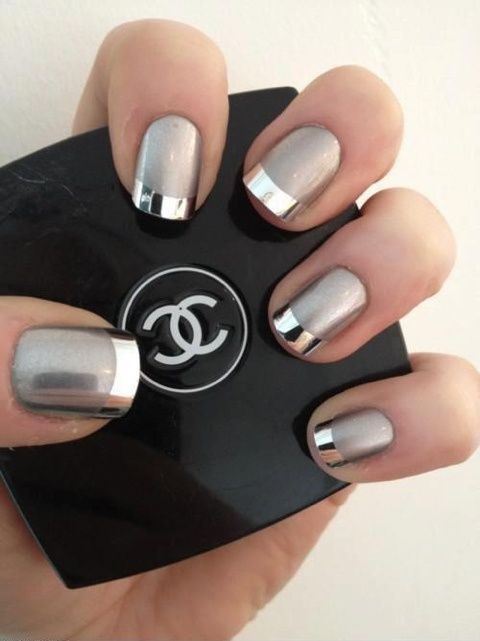 Hochzeit - 20 Shiny Metallic Nail Designs For Girls To Shine
